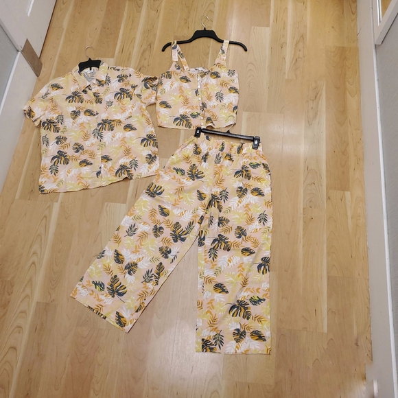 3 Piece Linen Set Matching Pants Tank Collared Shirt NWOT Floral Nicole Miller - Picture 10 of 10